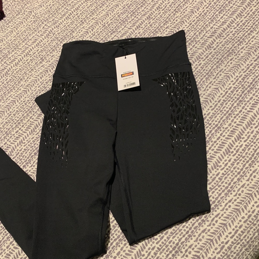 Black gymshark exo leggings
